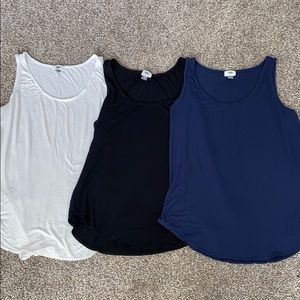 Size XL Old Navy Tank Tops